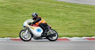 compte rendu rodage moto Henri circuit de Bresse 19 mai 2012 H2345610