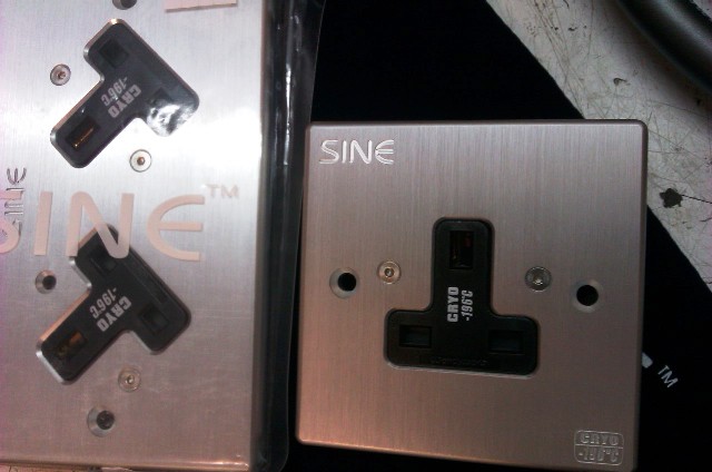 SINE Wall A/C outlet (New) Uk010