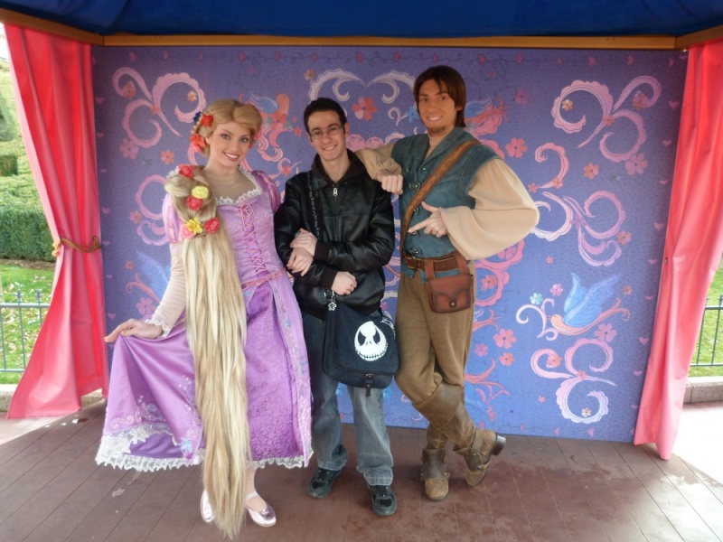 Photos avec les Personnages Disney - Page 31 P1070335