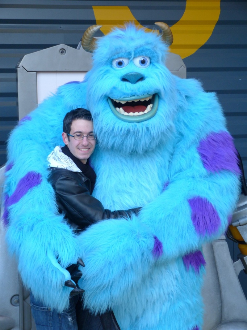 Photos avec les Personnages Disney - Page 36 P1070720