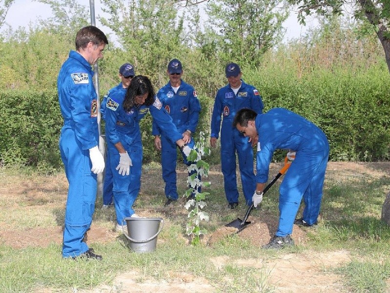 (TMA-05M): Lancement, amarrage & retour sur Terre. Sans1103