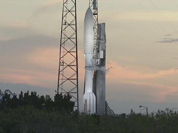 Atlas V 551 (MUOS-1) - 24.2.2012 Sans_700