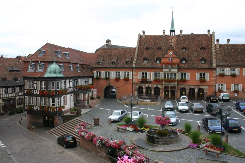 Place de l'Hotel de ville à Barr (Alsace) 1902 - 2008 Img_1510