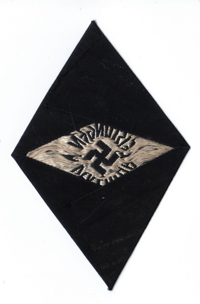 Aigles et insignes allemands WW2 - Originaux ? Insign12