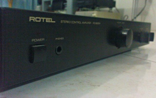 Rotel RC-980BX preamp (SOLD) Dsc02212
