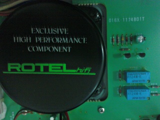 Rotel RC-980BX preamp (SOLD) Dsc02214