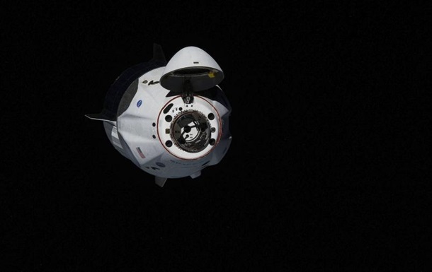 В NASA спрогнозировали дату возвращения на Землю корабля Crew Dragon 25167510