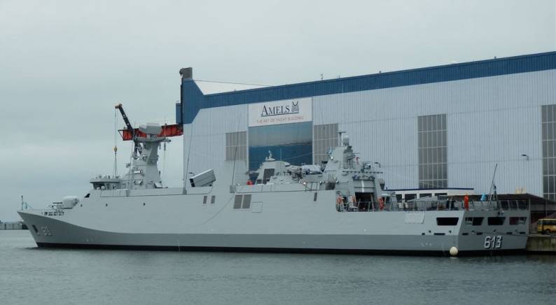 Royal Moroccan Navy Sigma class frigates / Frégates marocaines multimissions Sigma - Page 3 Image012