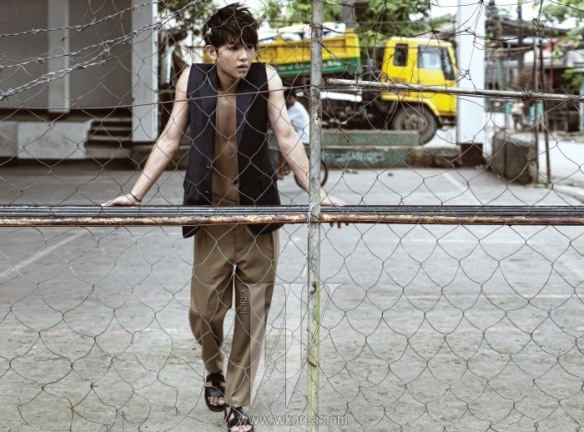 [13.09] Song Joong Ki pose pour le magazine W Korea Song-j15