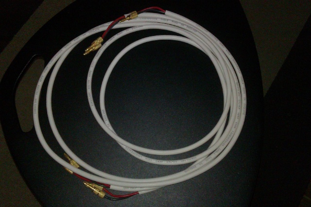 Soniclink silver aero S300 loudspeaker cable (Display)Sold Imag0310