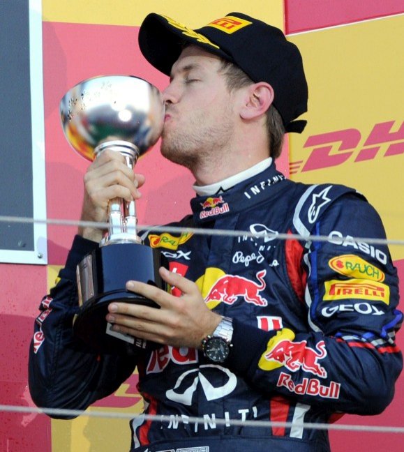 Sebastian Vettel se ha proclamado hoy campeón del mundo de F1 por segundo año Sebast10