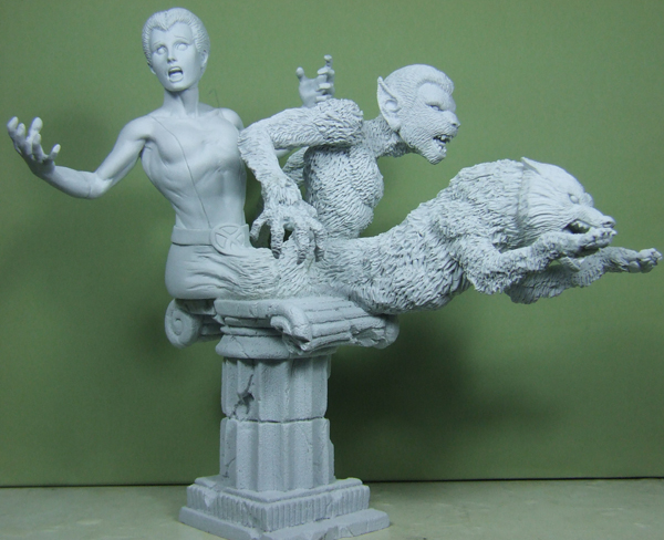 Felina sculpté par Troy McDevitt. Sous_c10