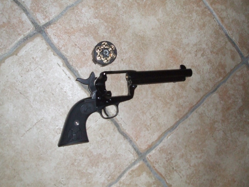 Colt saa 45 LC ou colt peacemaker Dscf0216