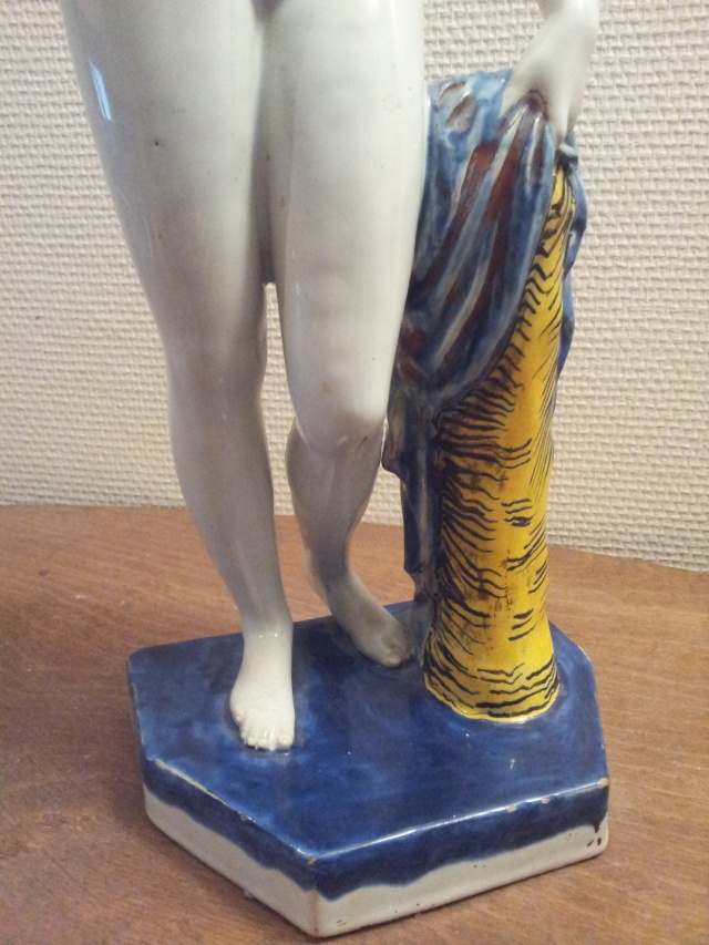 Statuette Desvres art deco ? 232