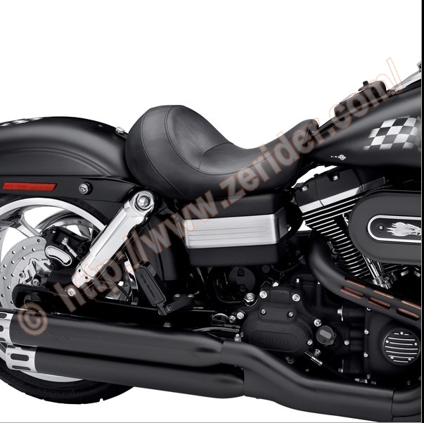 Commandes centrales sur FAT BOB - Page 2 Selle_10