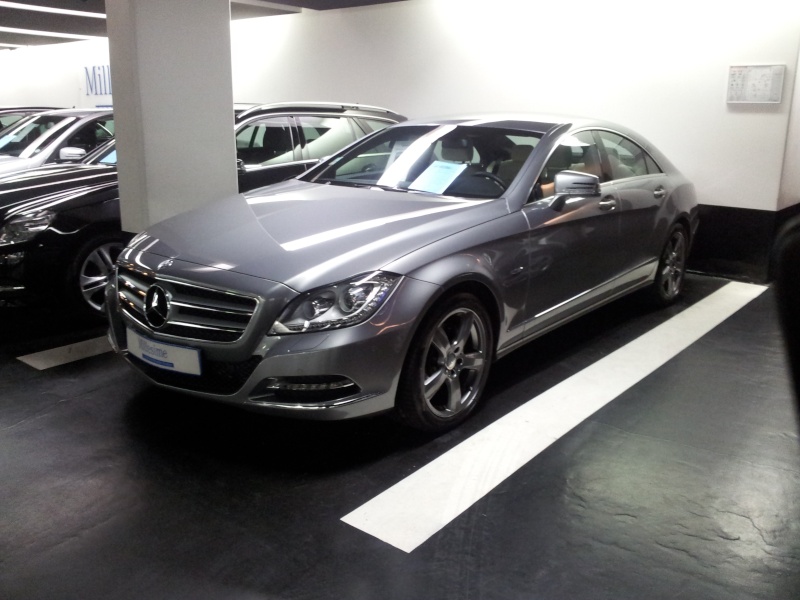 Mercedes-Benz Center Rueil Malmaison 20120524