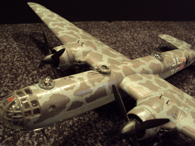 Revell Heinkel He 177 A-5 "Greif" mit Fritz X in 1:72 Heinke17