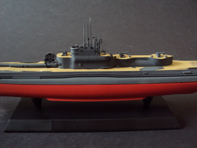 U-Boot der Sen-Toku Klasse von Tamiya in 1/350 mit Eduard Ätzteilen Verkau51