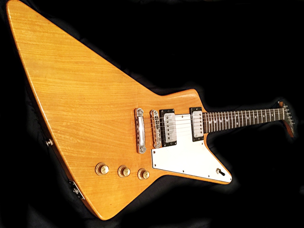 Mid 70's Aria Explorer (Gibson Korina Explorer copy) Img_9410