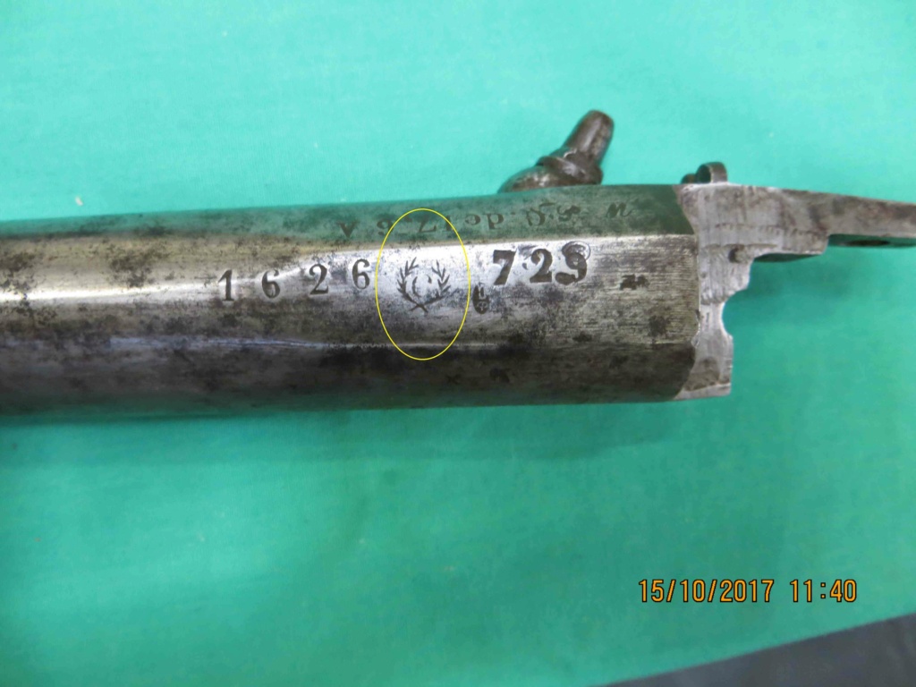 Identification d'un poinçon sur un canon 1822Tbis  Img_7129