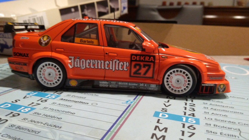 alfa 155 DTM jagermeister 1/24 - Page 5 Img_2051