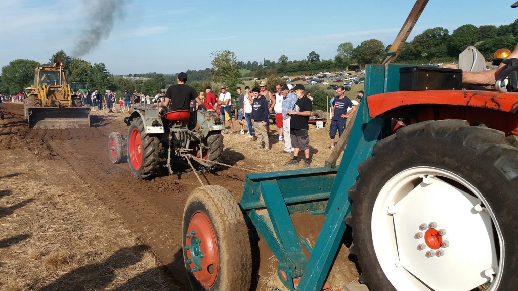 61 Tinchebray - Villages en fête et puces tracteurs Cc11