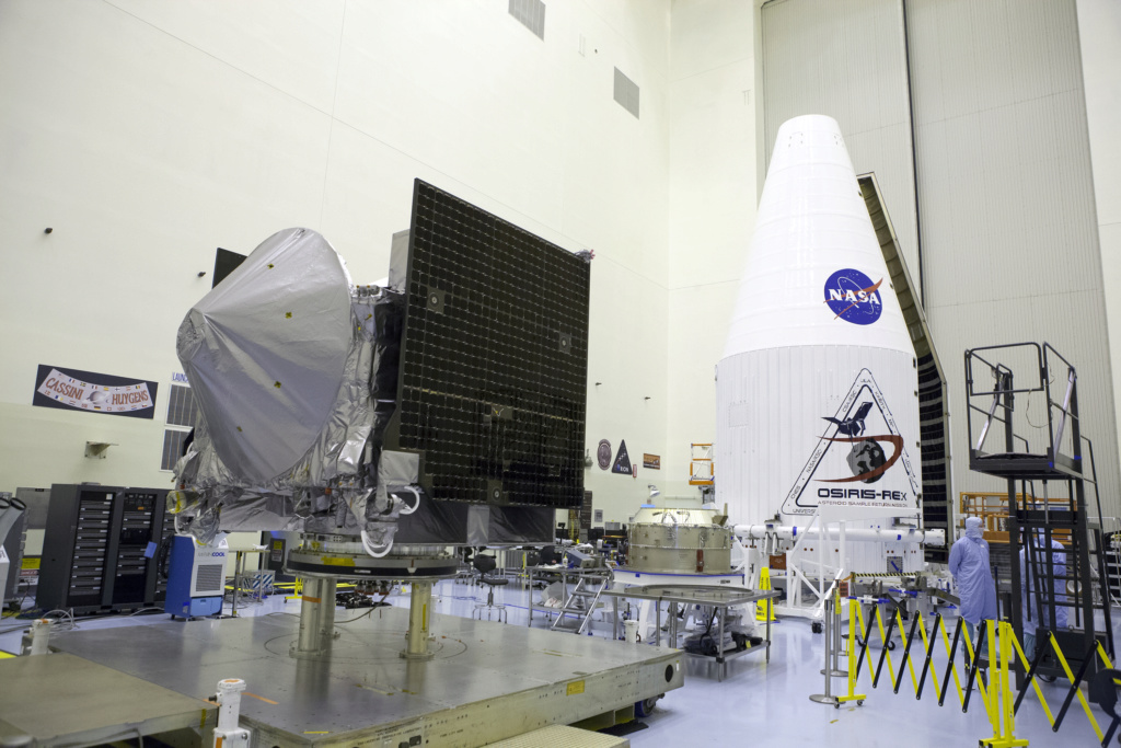Quelques questions concernant les dimensions de l'Atlas V Ksc-2010