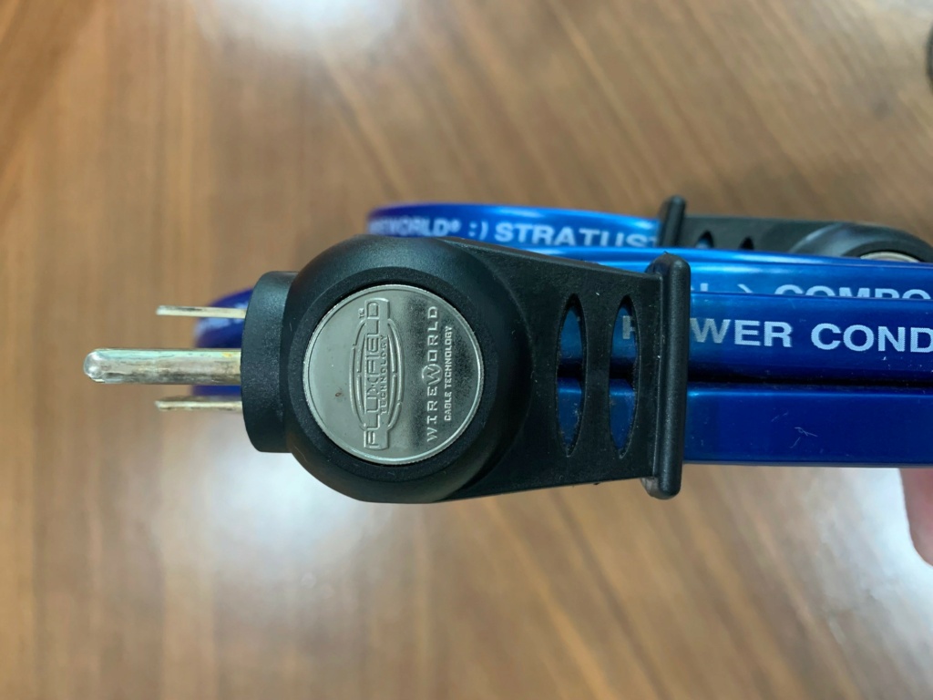 Wireworld Stratus 7 Power Cord US (Used) - Sold Wirewo10