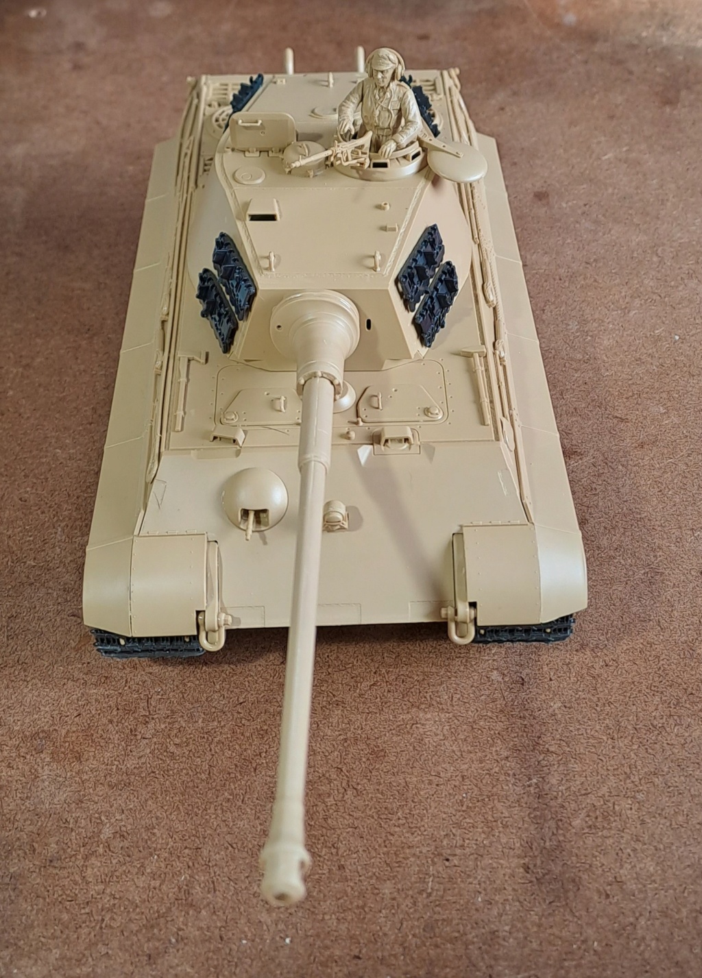 MeC: King Tiger - Panzer VI - Tamiya - Esc. 1:35 02926