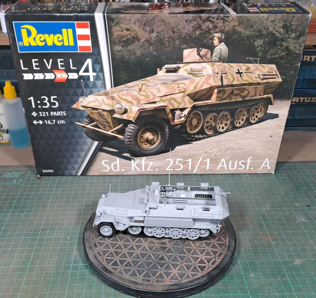 MeC: Sd.Kfz. 251 / 1 Ausf, A - Revell - esc. 1:35 03533