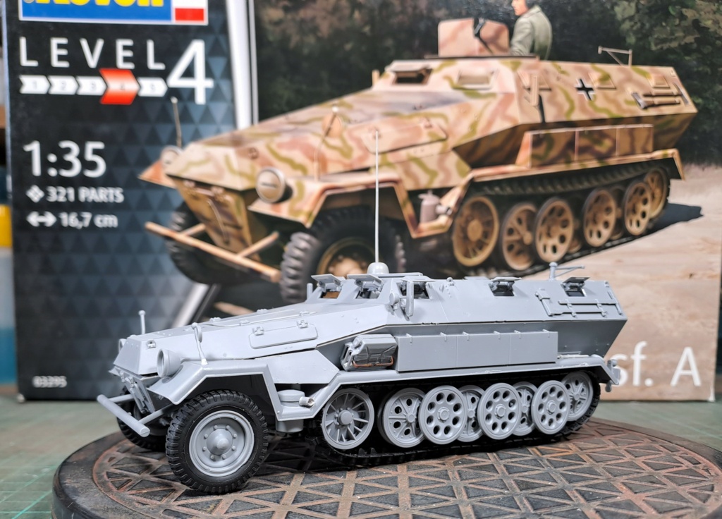 MeC: Sd.Kfz. 251 / 1 Ausf, A - Revell - esc. 1:35 04031