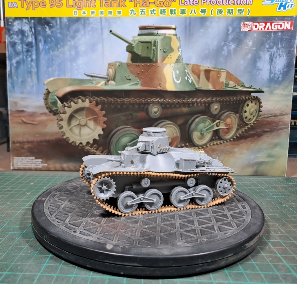 MeC: TYPE 95 "HA GO" Tanque liviano japonés - DRAGON Esc. 1:35 04125