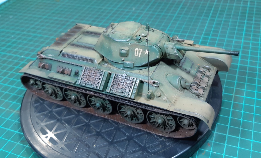 MT: T34 / 76 Zvezda 1:35 Aq10