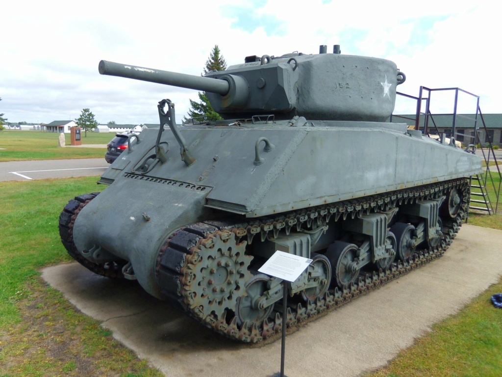 MeC. Sherman M4A3 E2 Jumbo - Tamiya 1/35 Pierre11