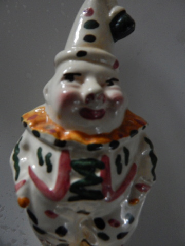 Figurine ancienne ? clown en céramique non signée Dscn4923