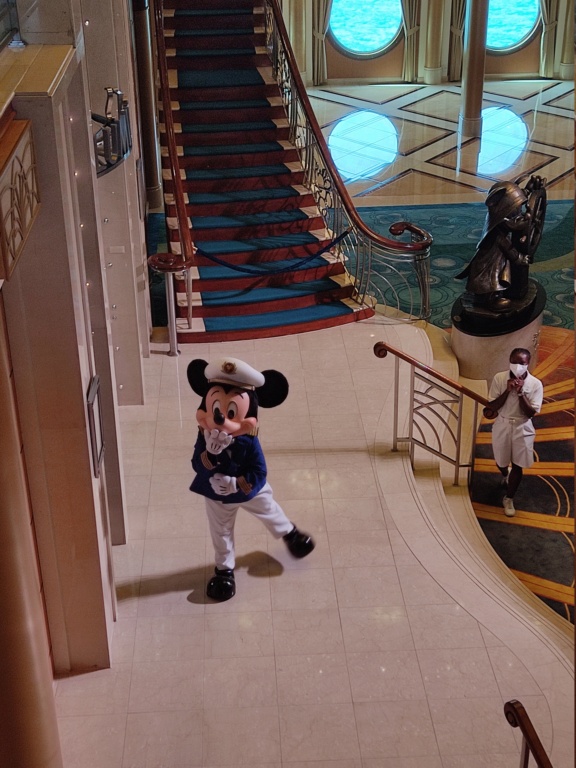 Voyage de Noce sur le Disney Magic en Méditerranée (21 au 28 Mai 2022) Img_2054