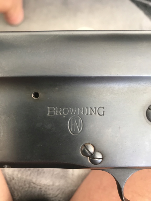 Tentative de datation Browning FN  9b004910