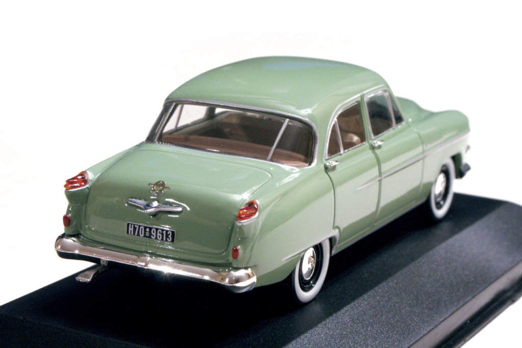 Opel Kapitän 1954 by Starline (Light Green - échelle 1:43) Opel_k12