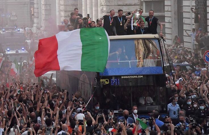 Italia Campione d'Europa! Bus10