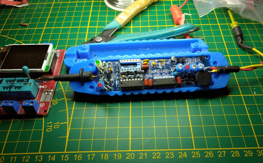 PCB dispos pour sonde logique Image29