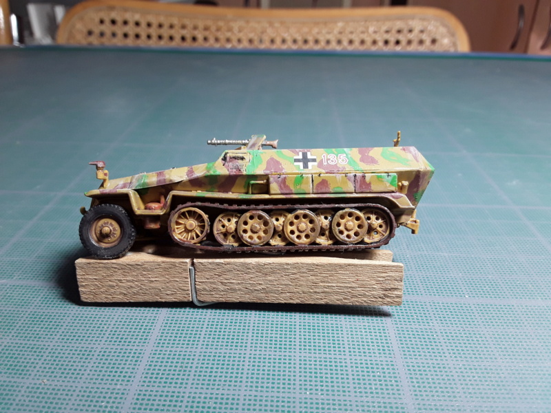 [Italeri]Zd.Kfz 251 serie wargames terminé  20220938