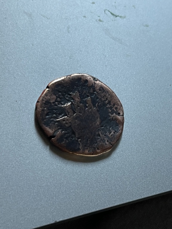 Monedas pulidas siglo XIII/ XV/ XVI/ XVII? 869a6c10