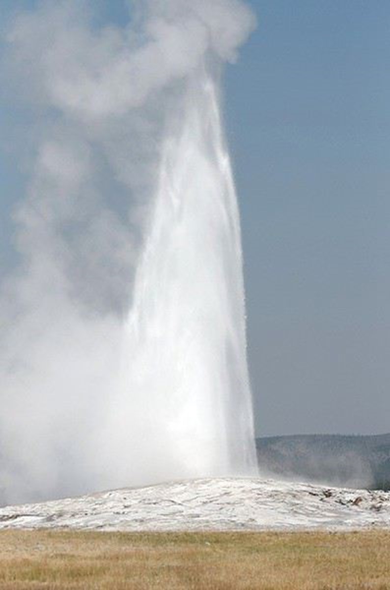 Carnet : Geysers de yellowstone Old_fa10