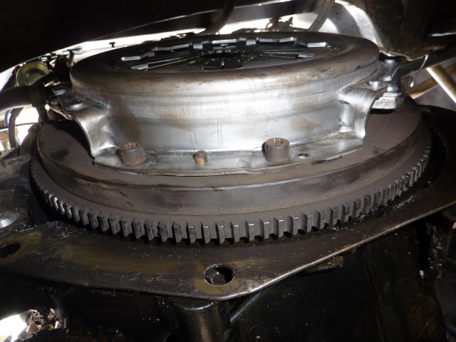 Remplacement embrayage jeep cj7 P1090026