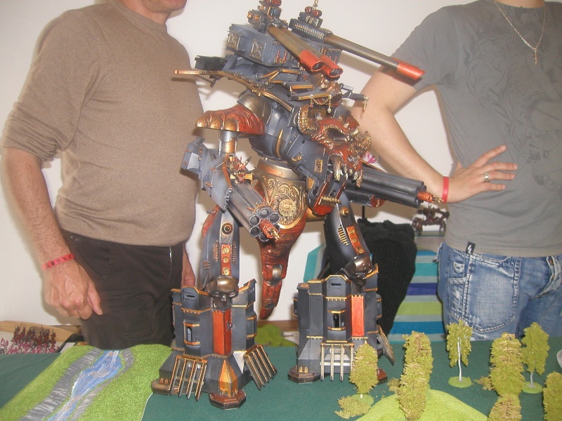 Warhammer 40K (figurines diverses trouvées sur internet! ) - Page 8 P4210010