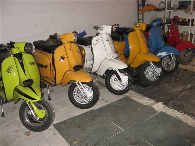 J'aime les scooters aussi Img_1256