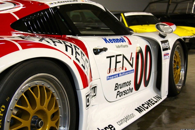 Porsche 911 GT1 - Roock Racing 32 - Le Mans 1997 3_7710