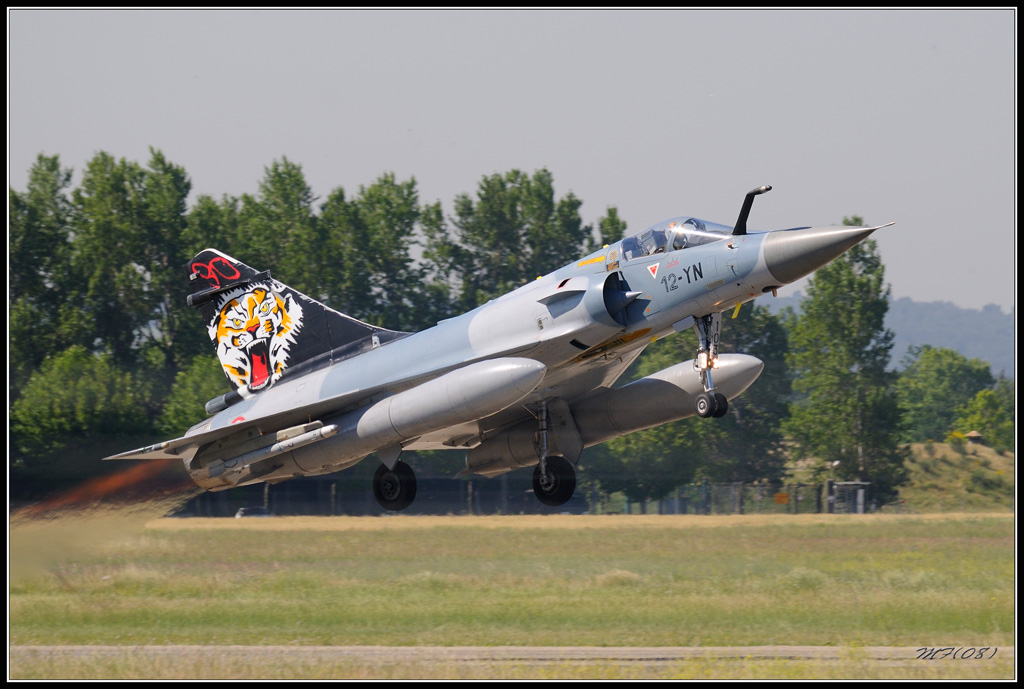 mirage 2000 ... serie de 301 à 400 - Page 30 _dsc3710