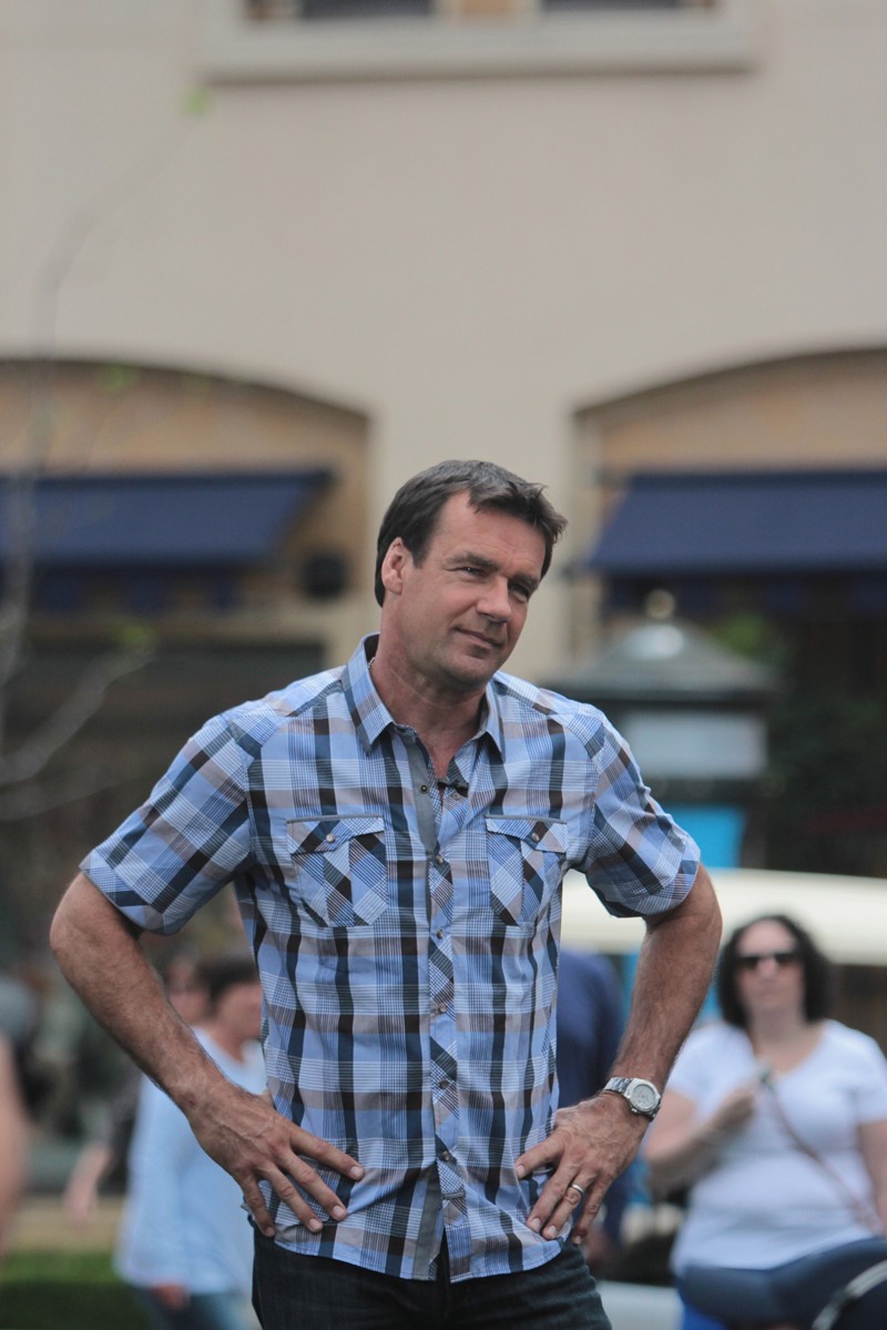 David James Elliott at The Grove ~ Extra TV Apr 25, 2012 00114