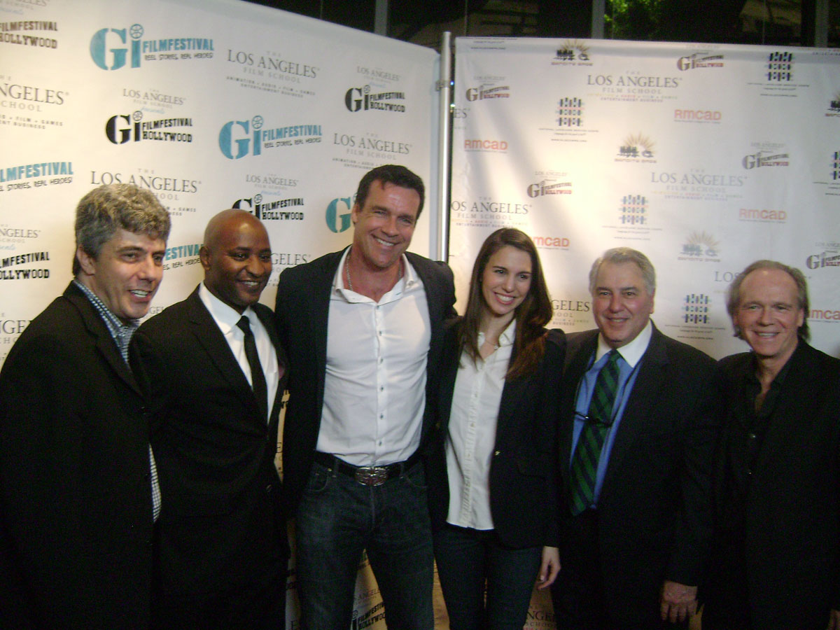GI Film - Représentant la fondation "Gary Sinise" - 9 novembre 2012 0718
